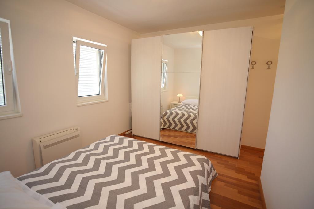Base Bridge Apartment - Zadar City Centre - Free Parking Zewnętrze zdjęcie